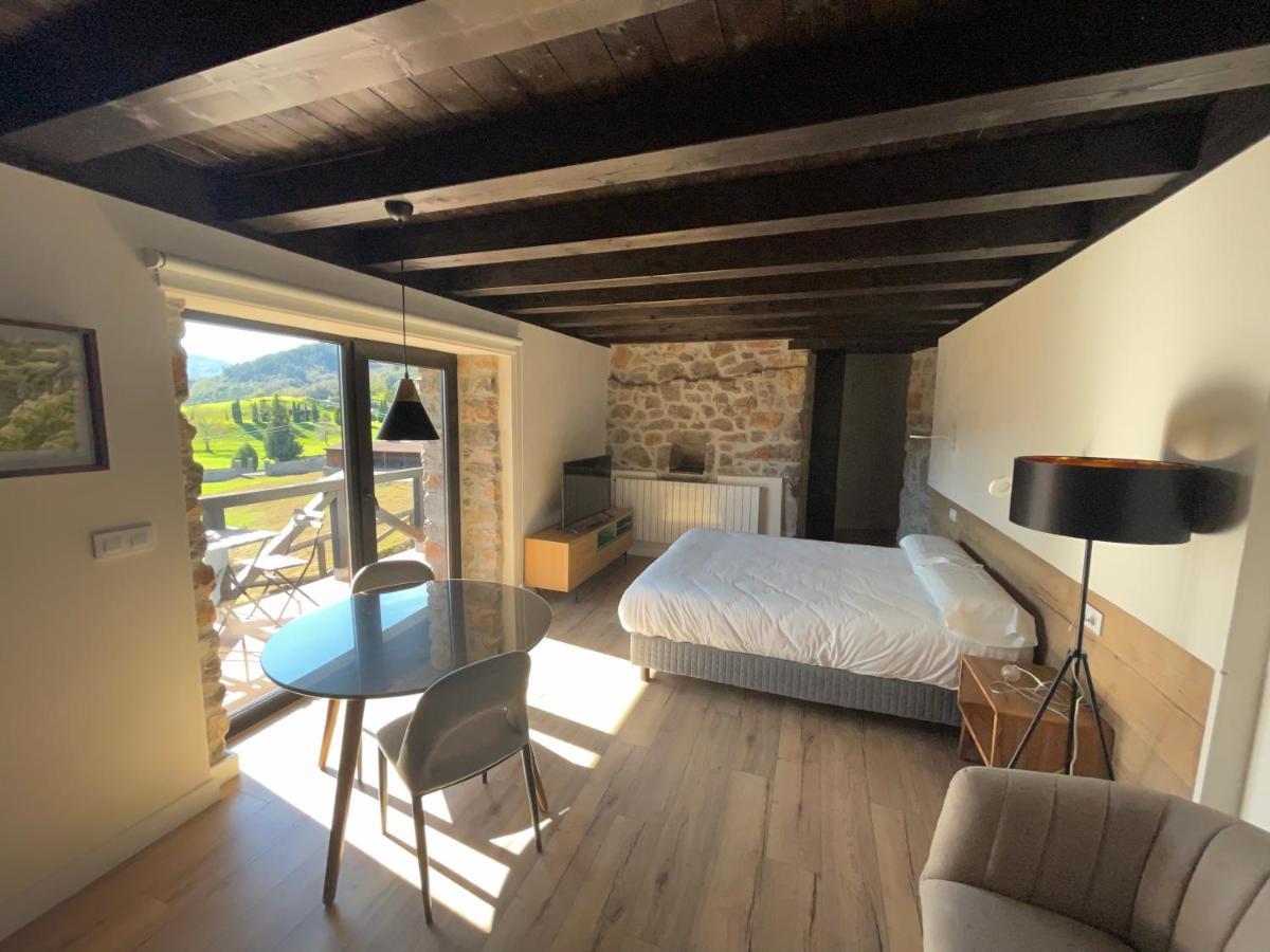 Apartamentos Picabel Onís Esterno foto