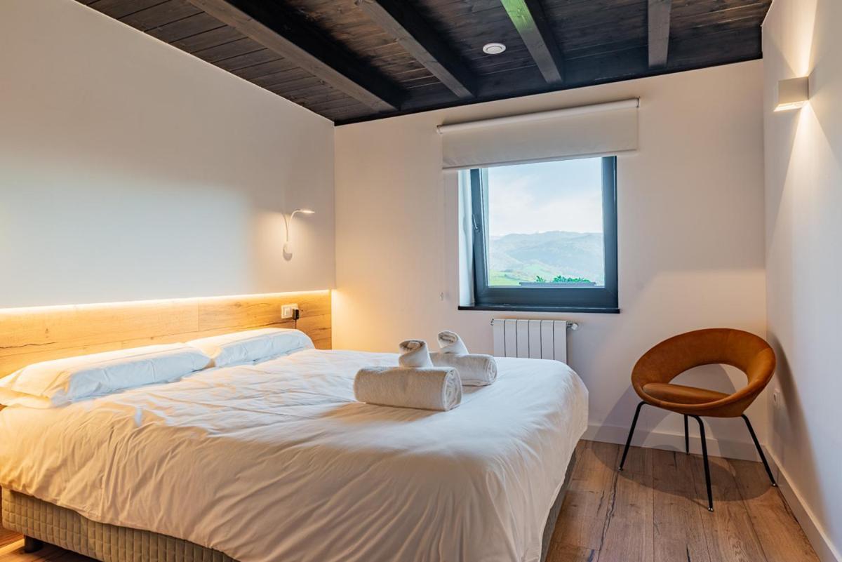 Apartamentos Picabel Onís Esterno foto