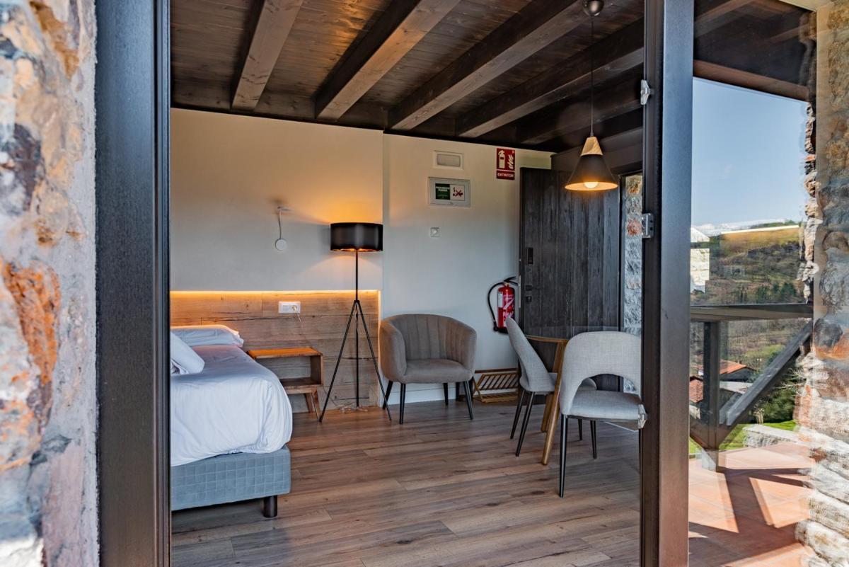 Apartamentos Picabel Onís Esterno foto